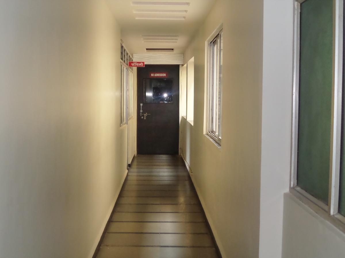 Hotel Sadanand Sāngli 外观 照片